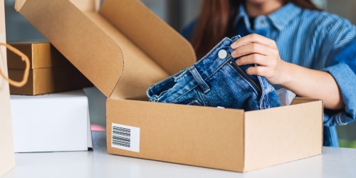 Cajas de cartón de moda como protección efectiva de productos en transporte